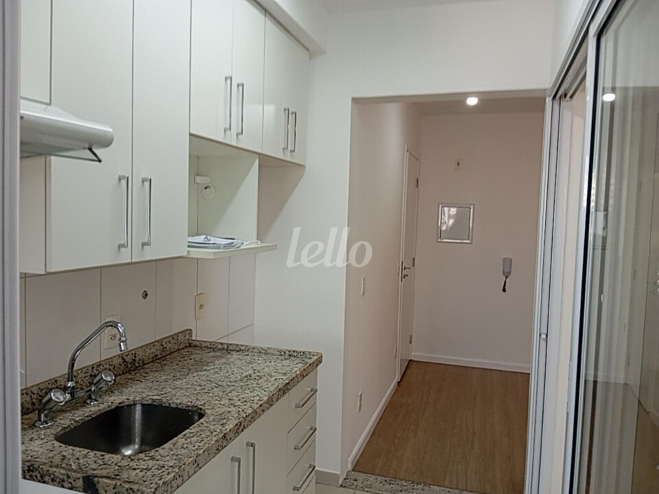 COZINHA de Apartamento à venda, Padrão com 68 m², 2 quartos e 1 vaga em Pinheiros - São Paulo