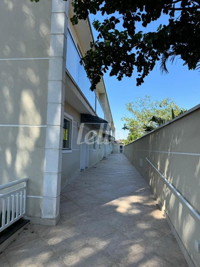 FOTOS (2) de Casa à venda, sobrado com 100 m², 3 quartos e 3 vagas em Vila Irmãos Arnoni - São Paulo