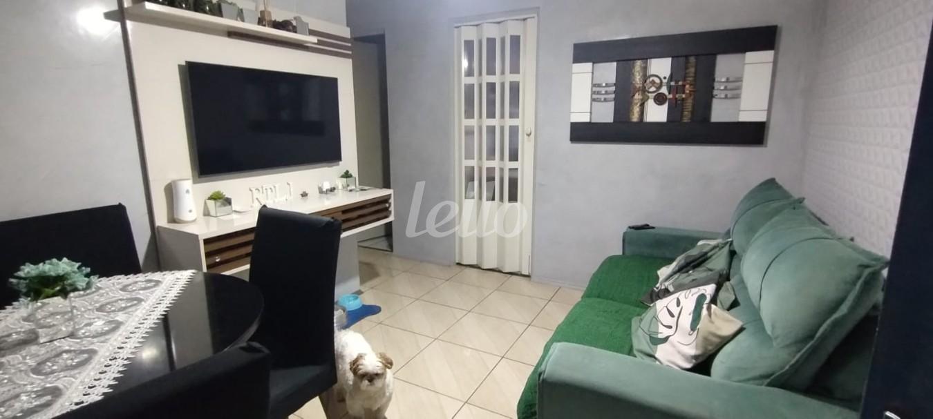 2 de Casa à venda, em condomínio - térrea com 42 m², 2 quartos e 1 vaga em Jardim Presidente Dutra - Guarulhos