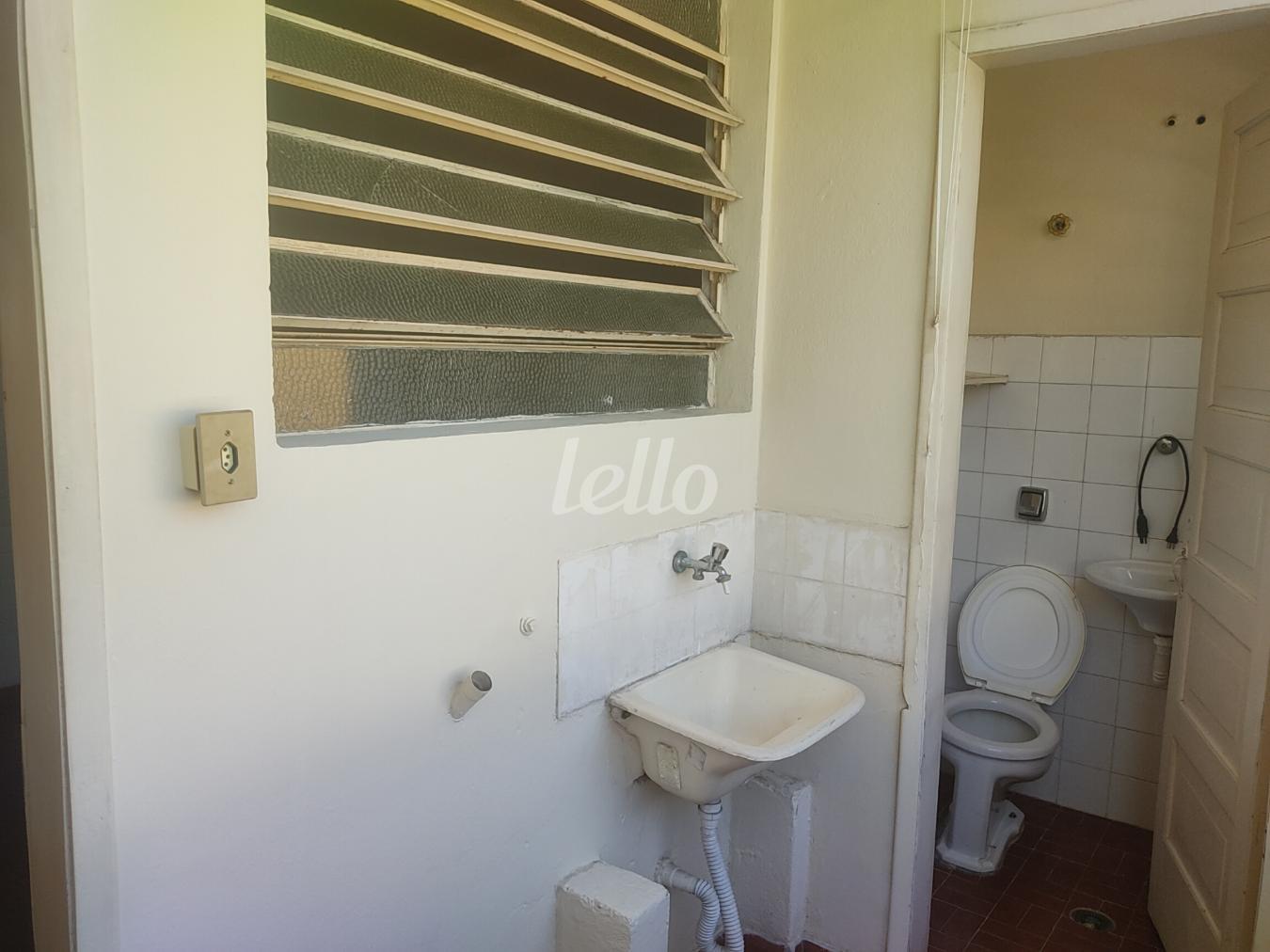 8-ÁREA DE SERVIÇO-001.JPG de Apartamento para alugar, Padrão com 88 m², 2 quartos e 1 vaga em Jardim São Paulo - São Paulo