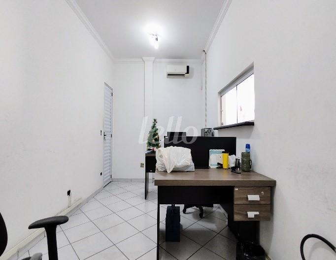 SALA DA Nº1 PAVIMENTO TÉRREO de Galpão/Armazém à venda, Padrão com 2610 m², e 11 vagas em Sítio Pinheirinho - São Paulo