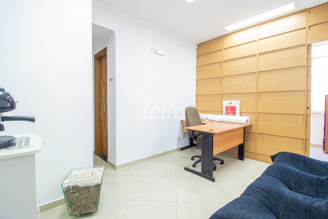 01SALA_002 de Sala / Conjunto para alugar, Padrão com 40 m², e em República - São Paulo