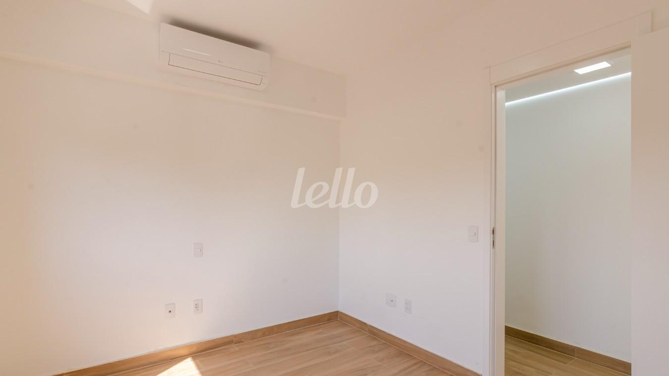 04DORMITORIO-1_007 de Apartamento à venda, Padrão com 311 m², 3 quartos e 3 vagas em Vila Mariana - São Paulo