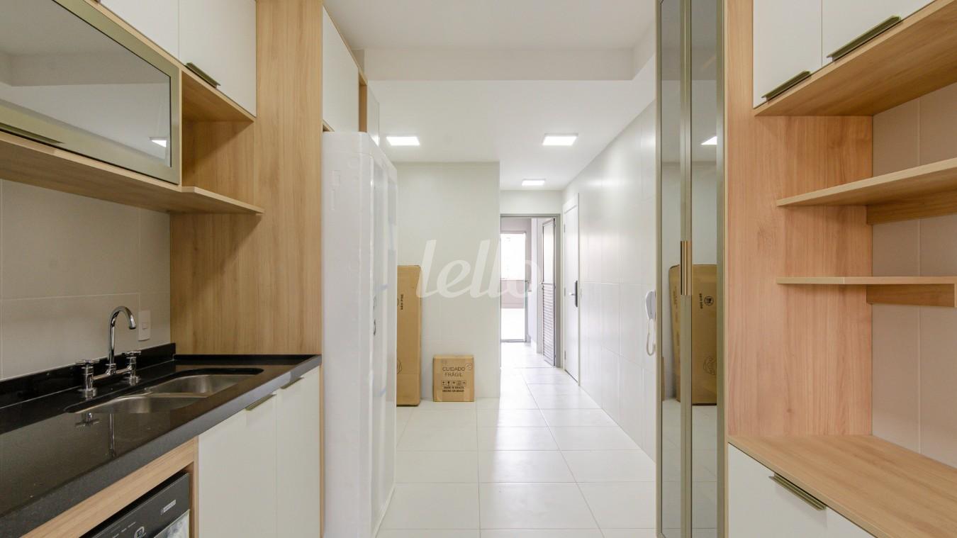 05COZINHA_004 de Apartamento à venda, Padrão com 311 m², 3 quartos e 3 vagas em Vila Mariana - São Paulo