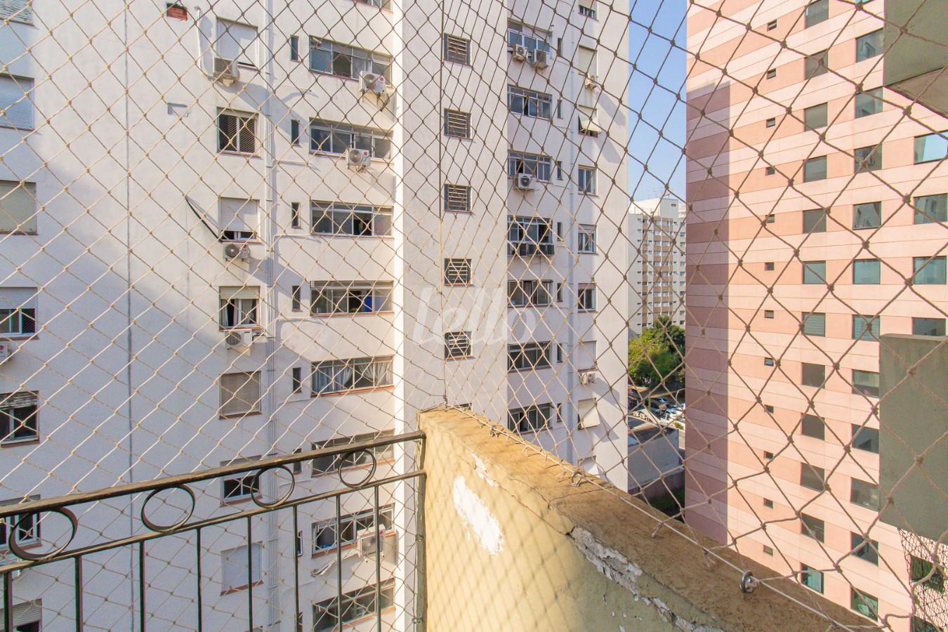 VARANDA de Apartamento para alugar, Padrão com 45 m², 1 quarto e 1 vaga em Jardim Paulista - São Paulo