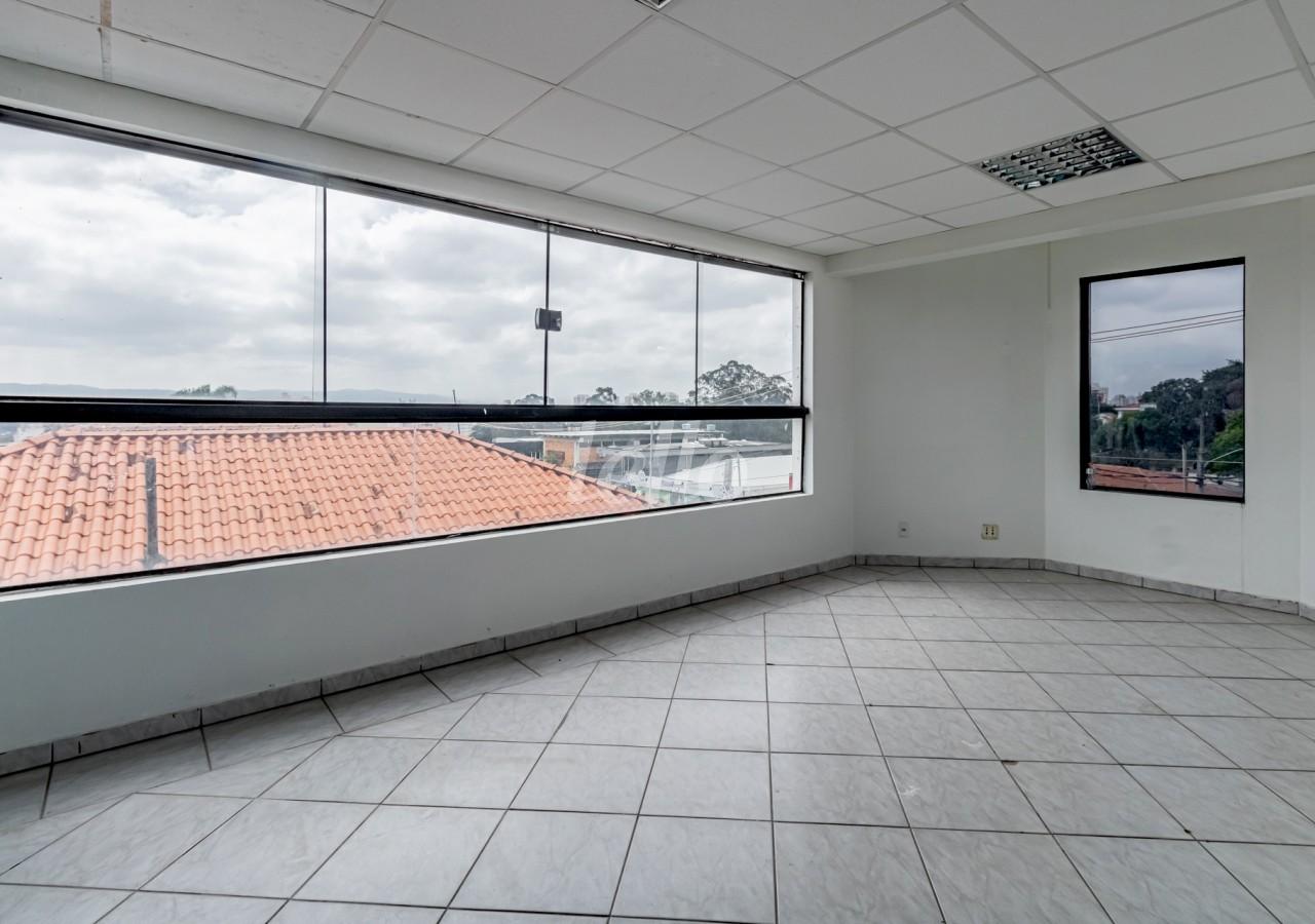 SALA de Prédio Comercial para alugar, Monousuário com 1000 m², e 25 vagas em Alto da Lapa - São Paulo