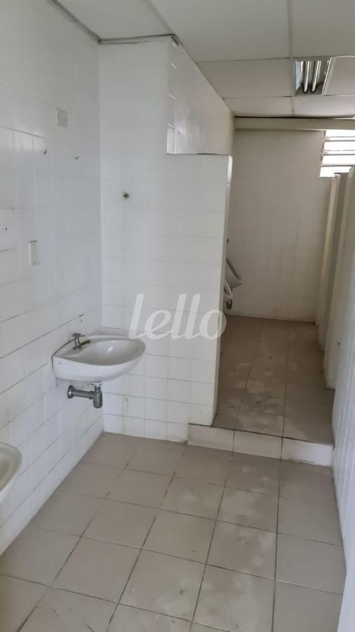 ANDAR de Sala / Conjunto para alugar, Padrão com 840 m², e em República - São Paulo