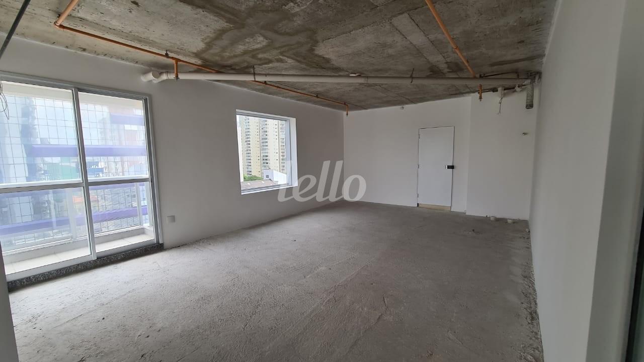 SALA de Sala / Conjunto para alugar, Padrão com 238 m², e 9 vagas em Liberdade - São Paulo