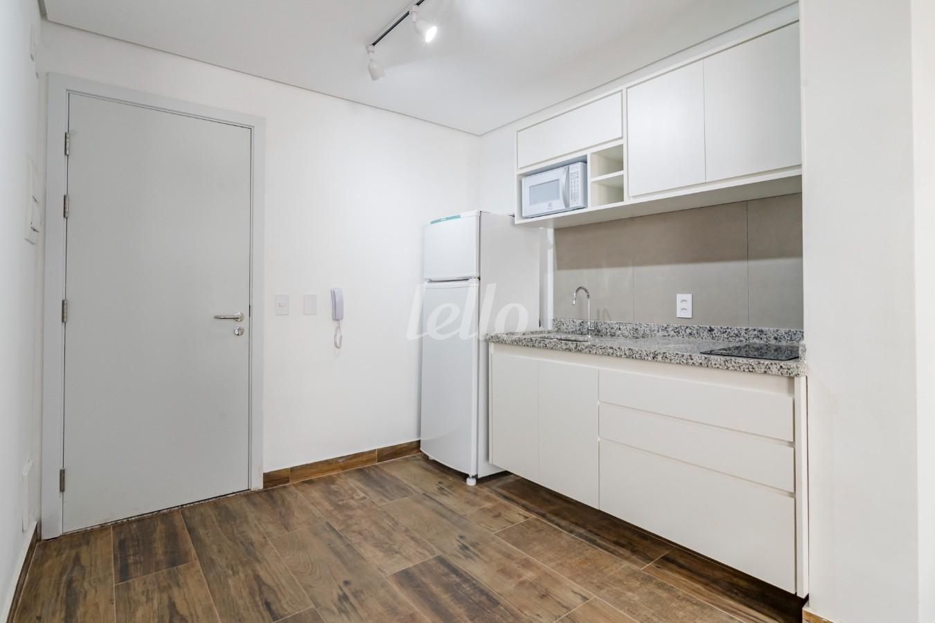 COZINHA de Apartamento para alugar, Padrão com 32 m², 1 quarto e em Pinheiros - São Paulo