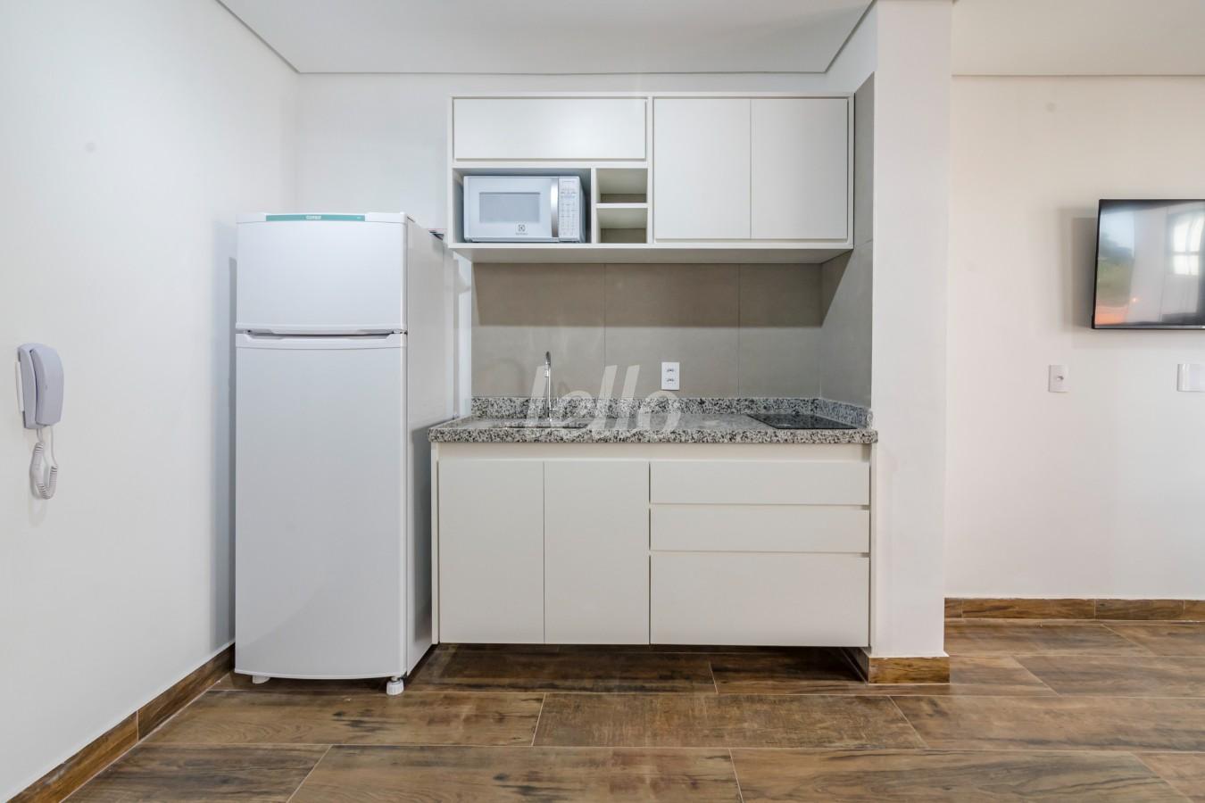 COZINHA de Apartamento para alugar, Padrão com 32 m², 1 quarto e em Pinheiros - São Paulo