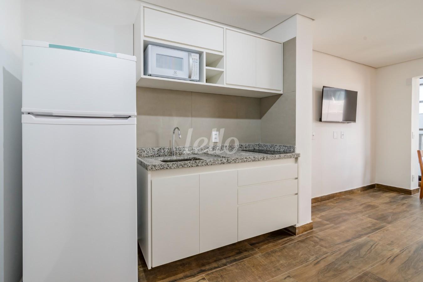 COZINHA de Apartamento para alugar, Padrão com 32 m², 1 quarto e em Pinheiros - São Paulo