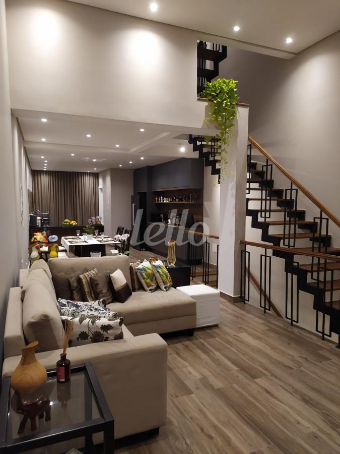 FOTOS (9) de Casa à venda, sobrado com 189 m², 3 quartos e 5 vagas em Jardim São Paulo - São Paulo