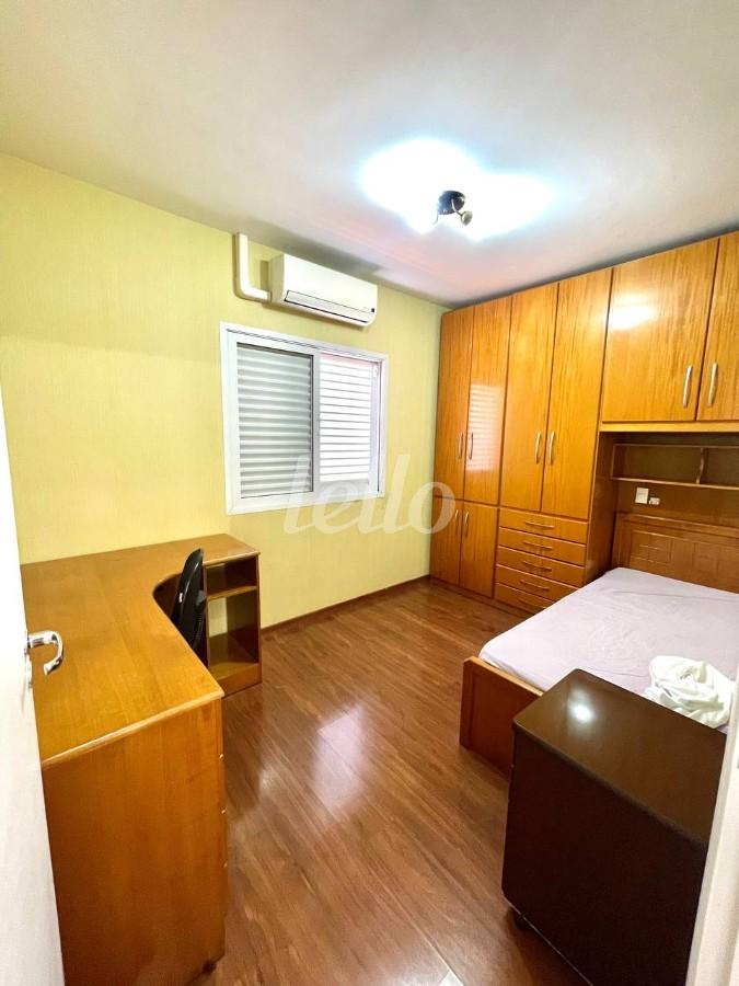 SUÍTE de Casa à venda, sobrado com 280 m², 3 quartos e 6 vagas em Vila Mazzei - São Paulo