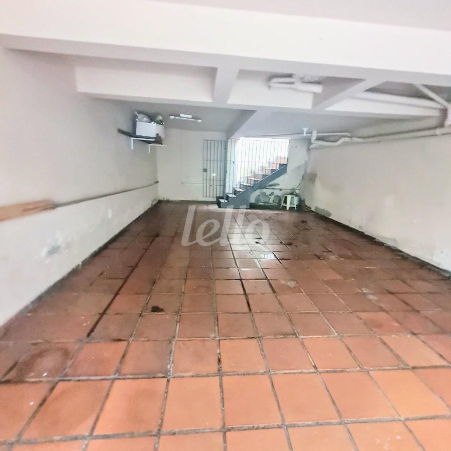 GARAGEM (2) de Casa à venda, sobrado com 126 m², 2 quartos e 3 vagas em Vila Gustavo - São Paulo