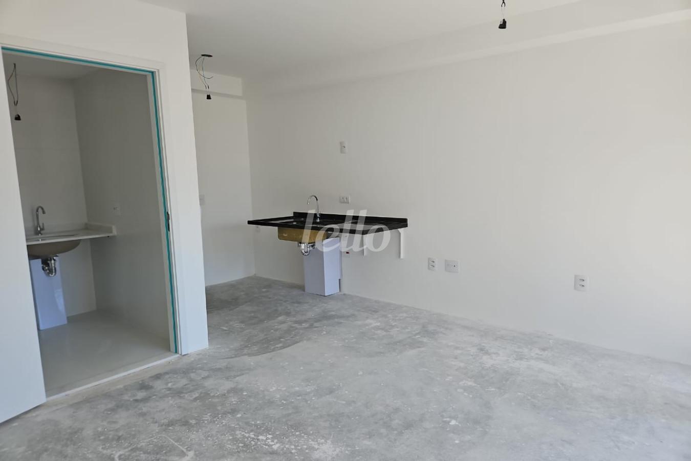 COZINHA de Apartamento à venda, Padrão com 27 m², 1 quarto e em Mirandopolis - São Paulo