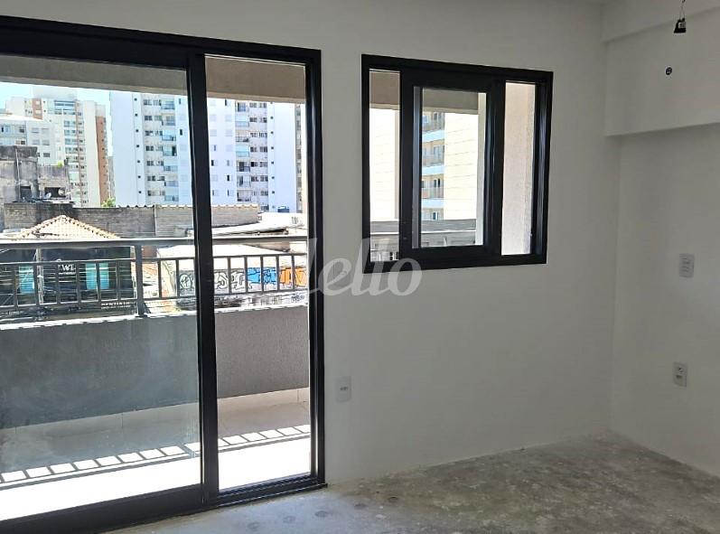 SALA de Apartamento à venda, Padrão com 27 m², 1 quarto e em Mirandopolis - São Paulo