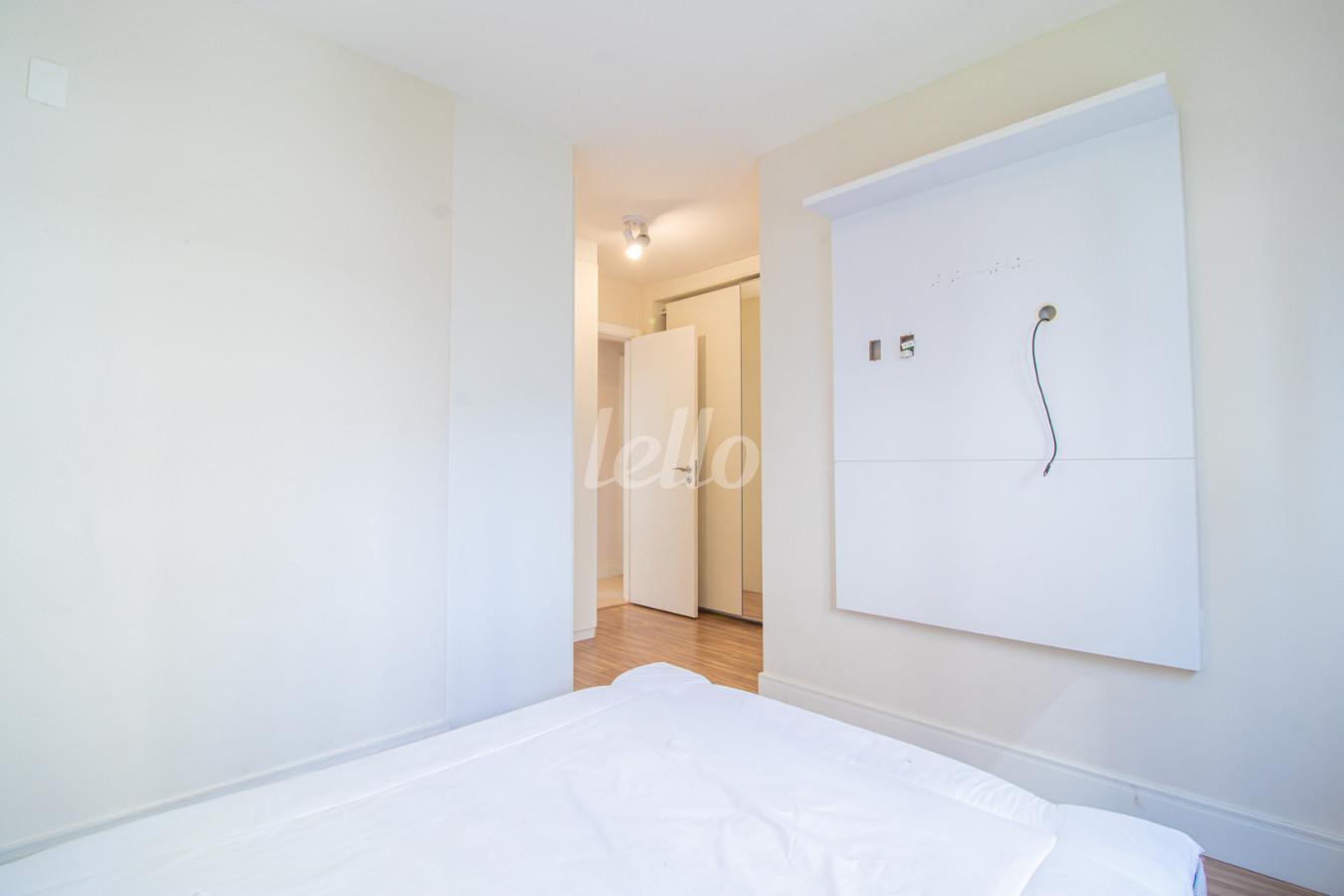 DORMITORIO de Apartamento à venda, Padrão com 104 m², 3 quartos e 2 vagas em Vila Santa Catarina - São Paulo