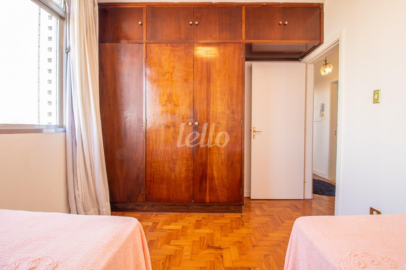 DORMITÓRIO de Apartamento à venda, Padrão com 56 m², 1 quarto e em Vila Mariana - São Paulo