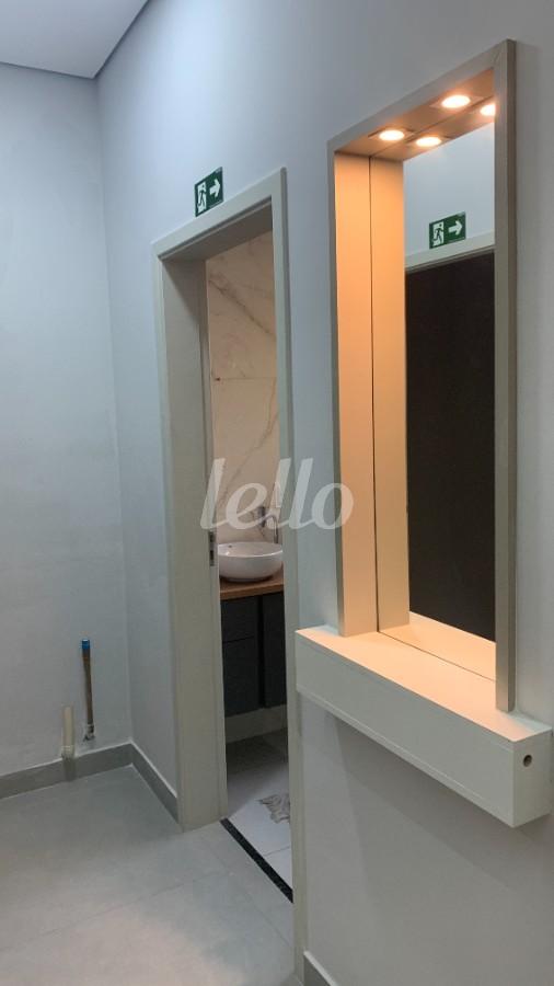 RECEPÇÃO de Sala / Conjunto para alugar, Padrão com 80 m², e 2 vagas em Parque Residencial Eloy Chaves - Jundiaí