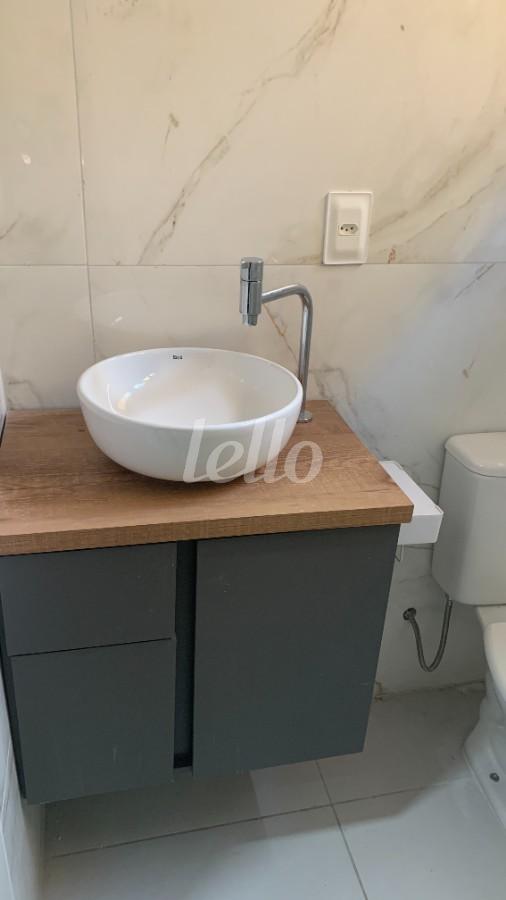 BANHEIRO de Sala / Conjunto para alugar, Padrão com 80 m², e 2 vagas em Parque Residencial Eloy Chaves - Jundiaí