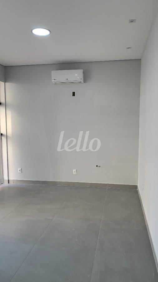 SALA de Sala / Conjunto para alugar, Padrão com 80 m², e 2 vagas em Parque Residencial Eloy Chaves - Jundiaí