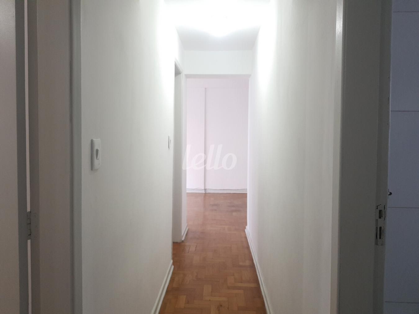 HALL de Apartamento à venda, Padrão com 80 m², 3 quartos e em Ipiranga - São Paulo