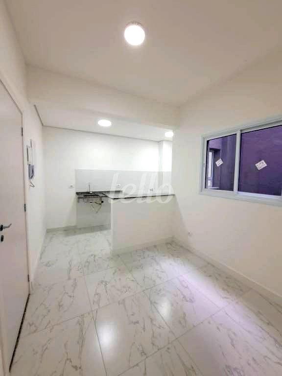 SALA de Apartamento à venda, Padrão com 38 m², 2 quartos e em Vila Bertioga - São Paulo