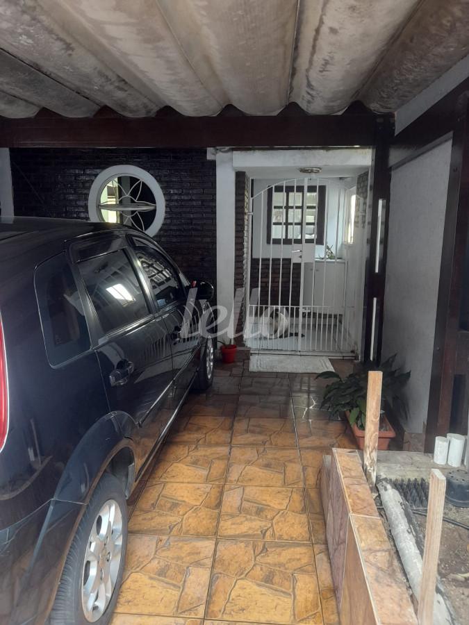 GARAGEM de Casa à venda, sobrado com 310 m², 4 quartos e 6 vagas em Horto Florestal - São Paulo