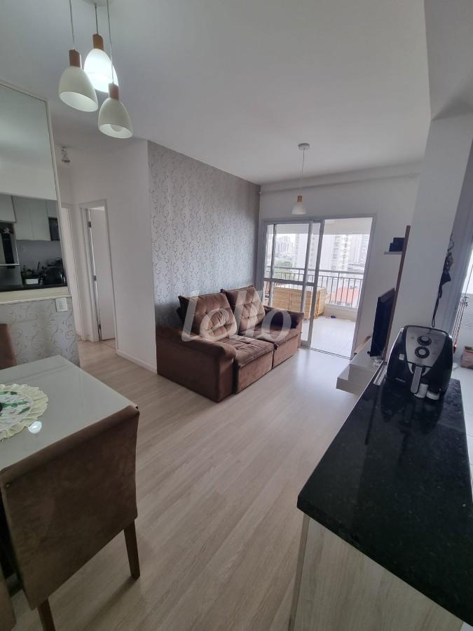 SALA de Apartamento à venda, Padrão com 64 m², 2 quartos e 1 vaga em Ch Santo Antônio (ZL) - São Paulo