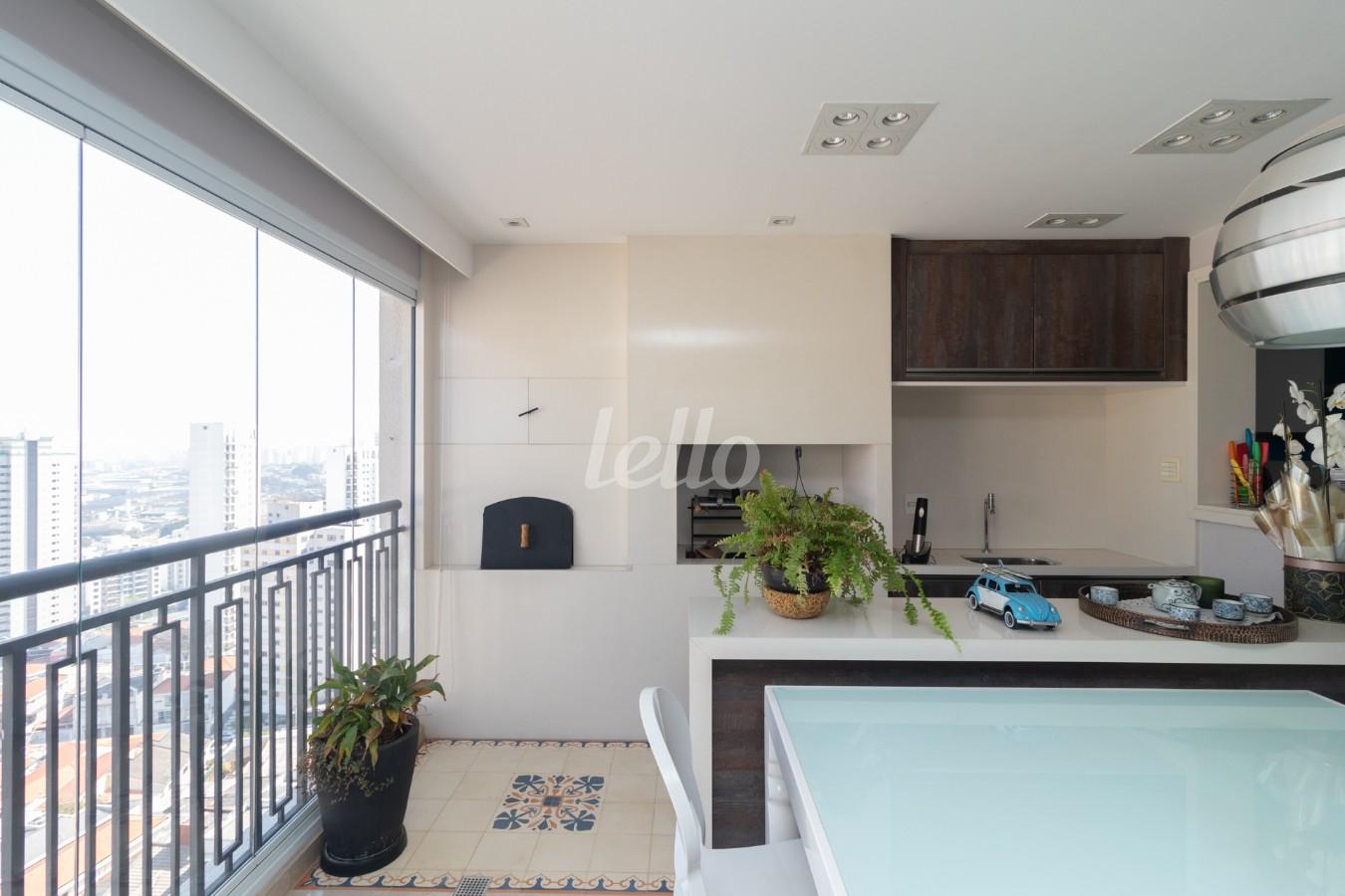 ESPAÇO GOURMET de Apartamento à venda, Padrão com 283 m², 4 quartos e 4 vagas em Parque da Mooca - São Paulo