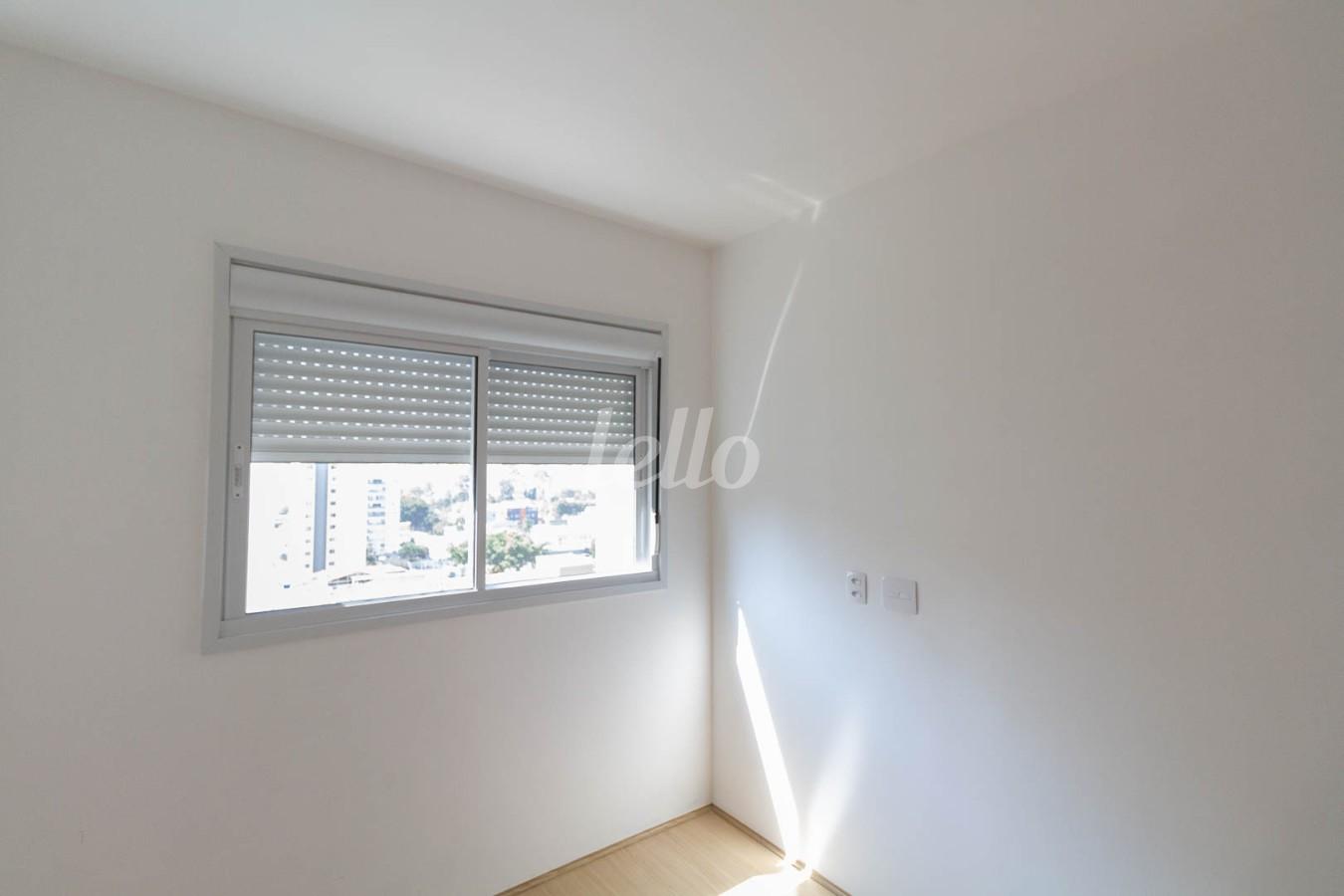 BANHEIRO SUITE de Apartamento para alugar, Padrão com 51 m², 2 quartos e em Ch Santo Antônio (ZL) - São Paulo