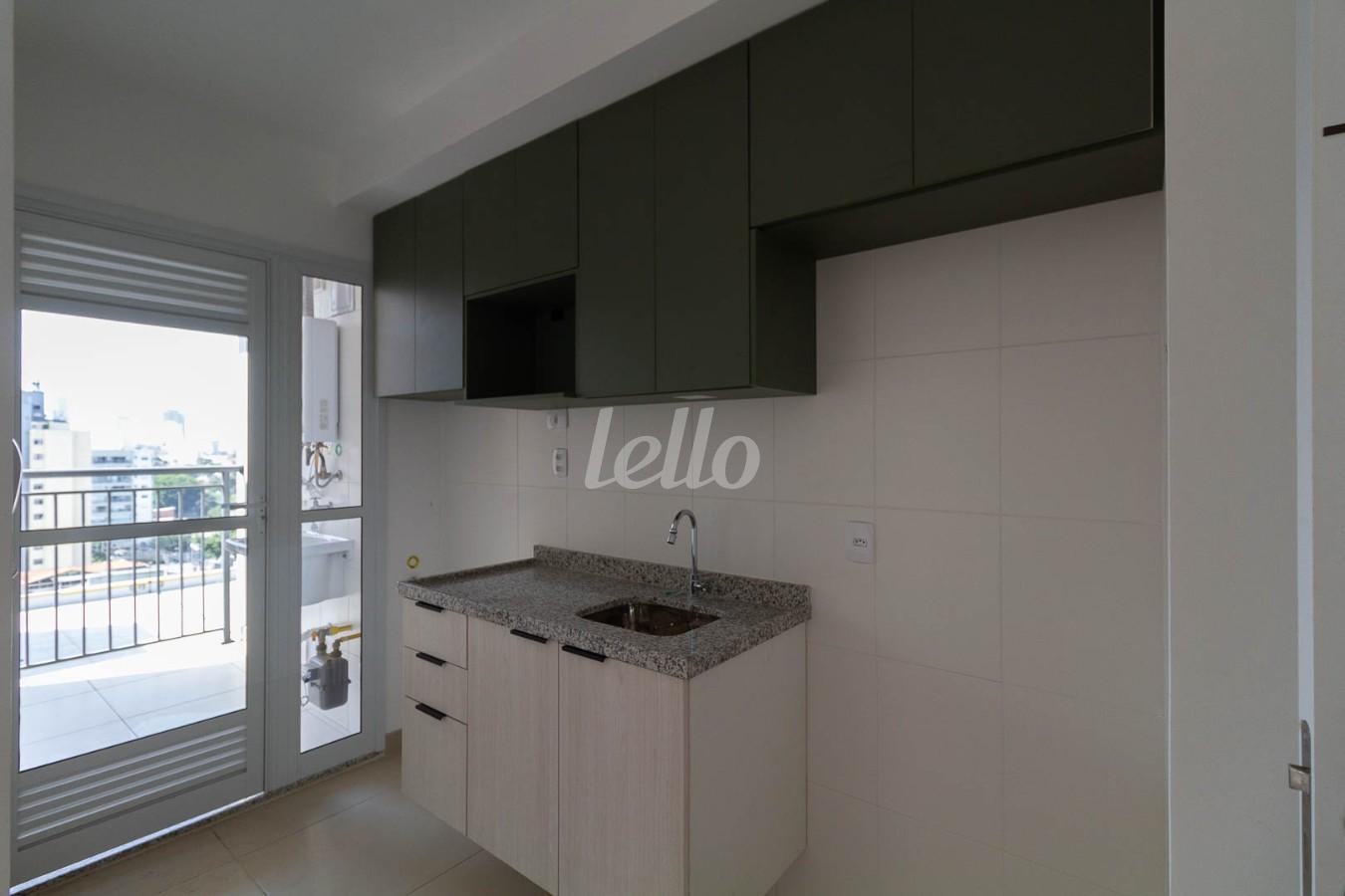 COZINHA de Apartamento para alugar, Padrão com 51 m², 2 quartos e em Ch Santo Antônio (ZL) - São Paulo