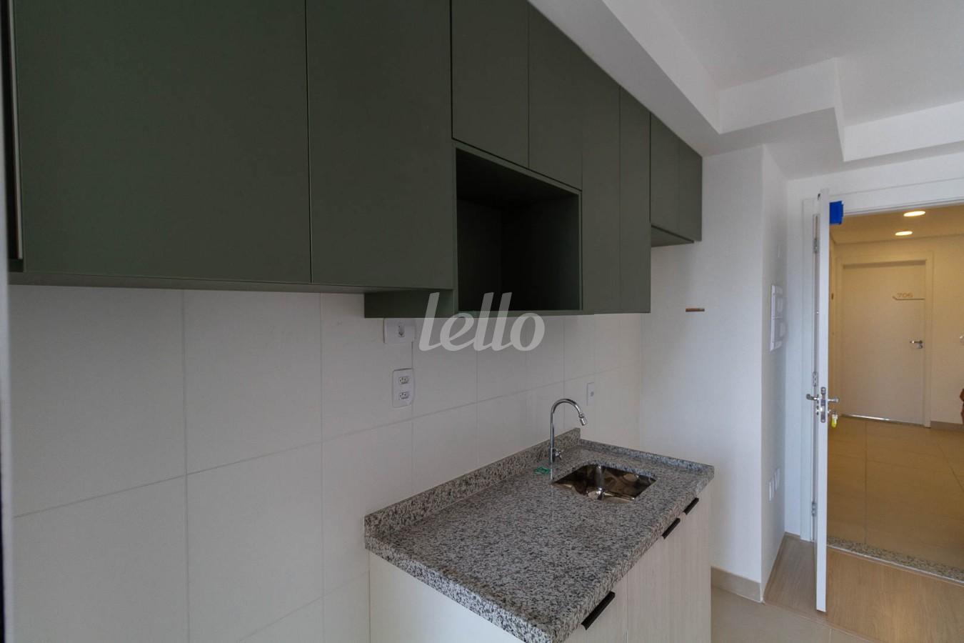 COZINHA de Apartamento para alugar, Padrão com 51 m², 2 quartos e em Ch Santo Antônio (ZL) - São Paulo