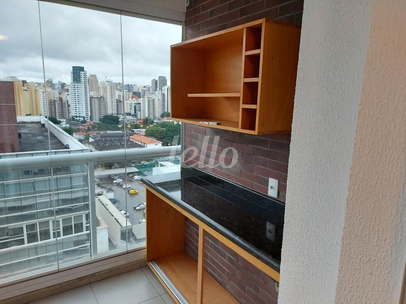 VARANDA de Apartamento para alugar, Padrão com 44 m², 1 quarto e 1 vaga em Vila Olímpia - São Paulo