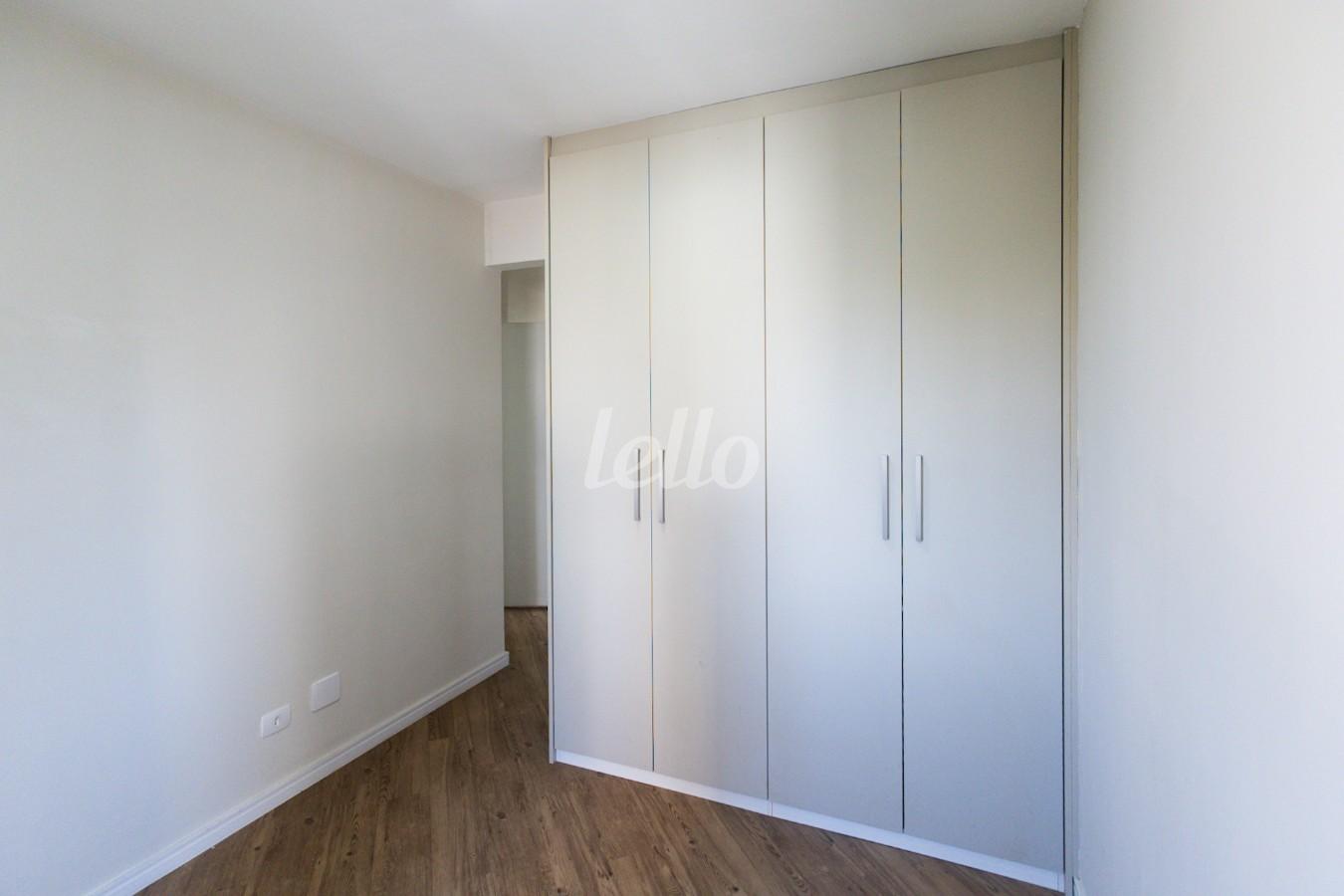 06DORMITORIO-2_002 de Apartamento para alugar, Padrão com 83 m², 3 quartos e 1 vaga em Vila Azevedo - São Paulo