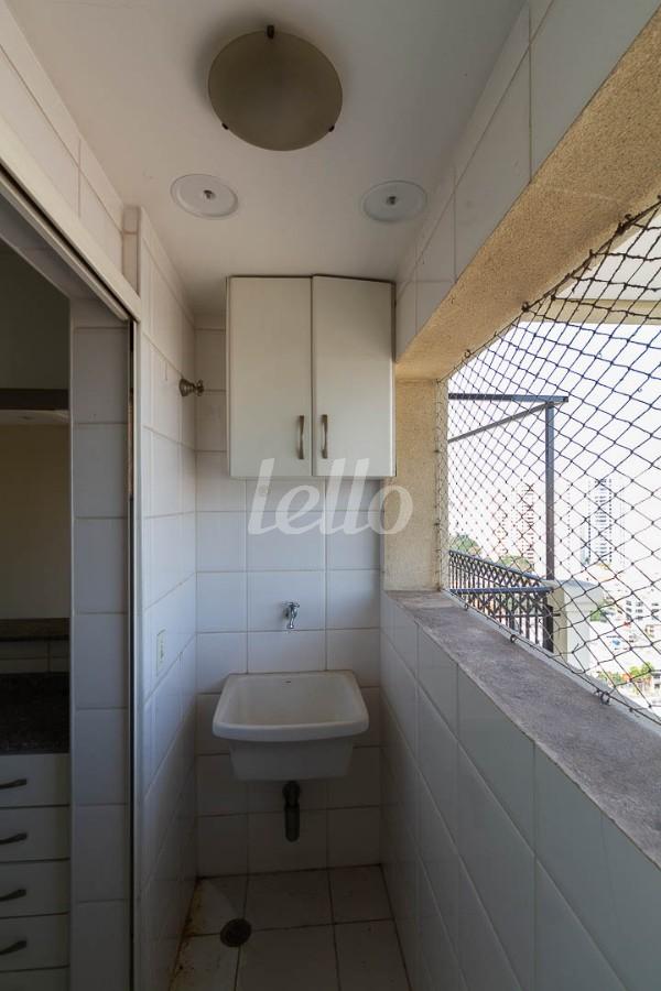 AREA DE SERVIÇO de Apartamento para alugar, Padrão com 75 m², 2 quartos e 1 vaga em Vila Gomes Cardim - São Paulo