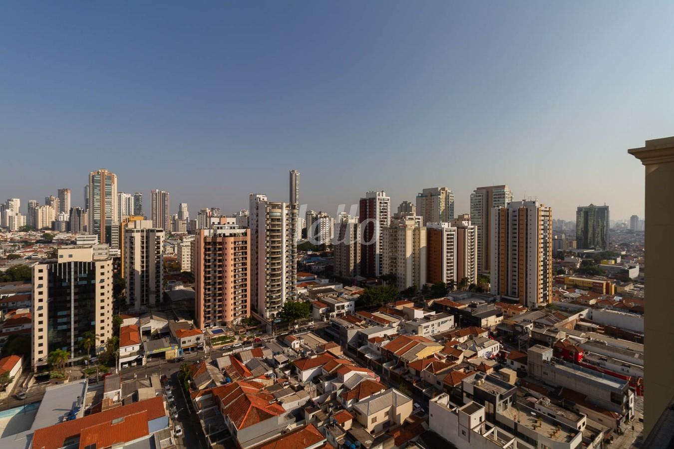 SACADA de Apartamento para alugar, Padrão com 75 m², 2 quartos e 1 vaga em Vila Gomes Cardim - São Paulo