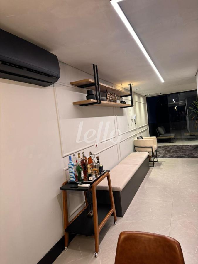 SALA de Casa à venda, sobrado com 425 m², 2 quartos e 5 vagas em Casa Branca - Santo André