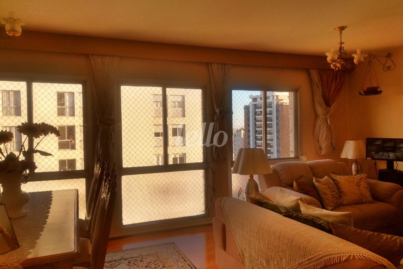 SALA de Apartamento à venda, Padrão com 111 m², 3 quartos e 1 vaga em Vila Mariana - São Paulo