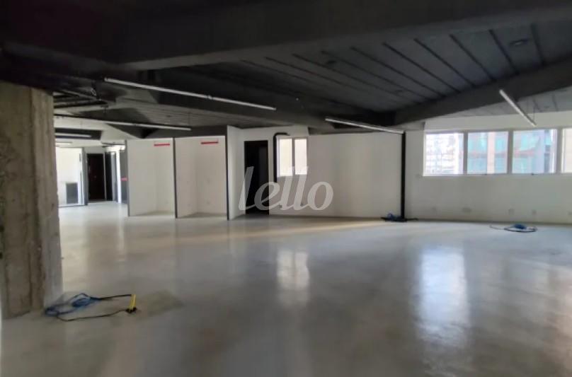 SALA de Sala / Conjunto para alugar, Padrão com 287 m², e 9 vagas em Vila Olímpia - São Paulo