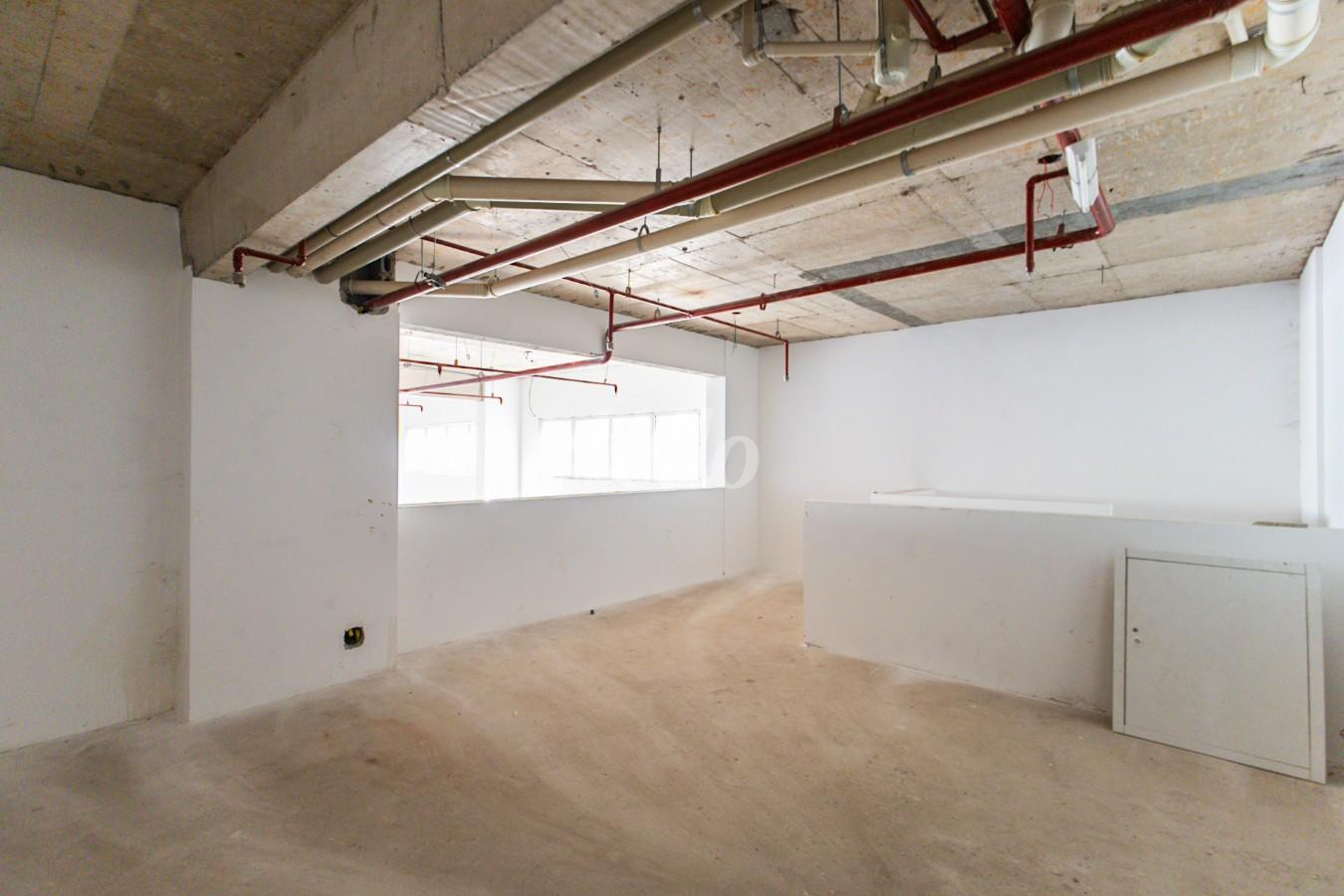 04MEZANINO_003 de Salão para alugar, Padrão com 256 m², e 1 vaga em Vila Prudente - São Paulo