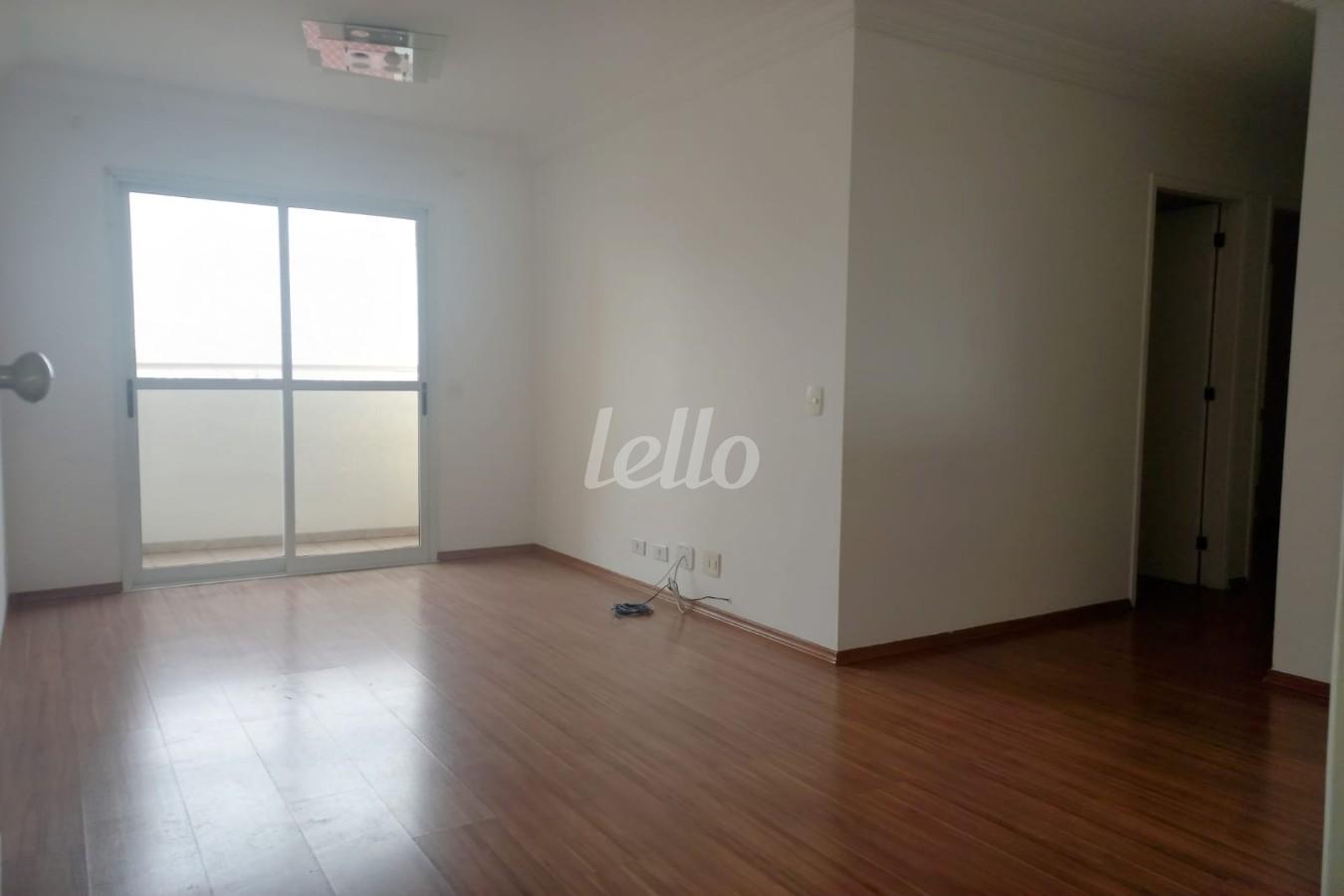 SALA DOIS AMBIENTES de Apartamento à venda, Padrão com 60 m², 2 quartos e 1 vaga em Parada Inglesa - São Paulo