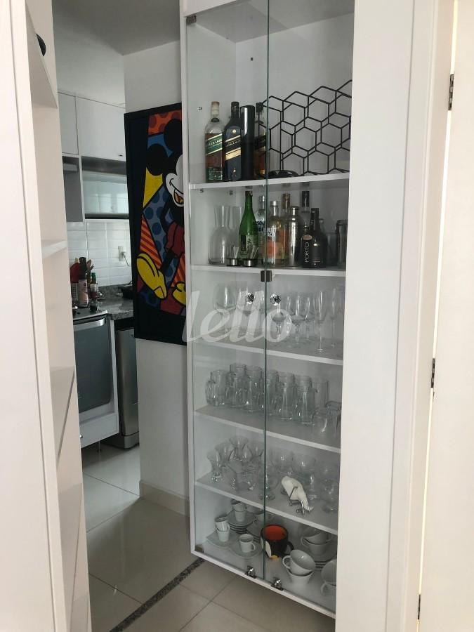 SALA de Apartamento à venda, Padrão com 41 m², e em Vila Mariana - São Paulo