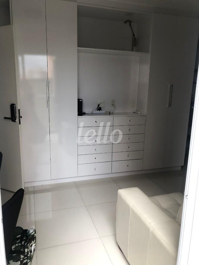 SALA de Apartamento à venda, Padrão com 41 m², e em Vila Mariana - São Paulo