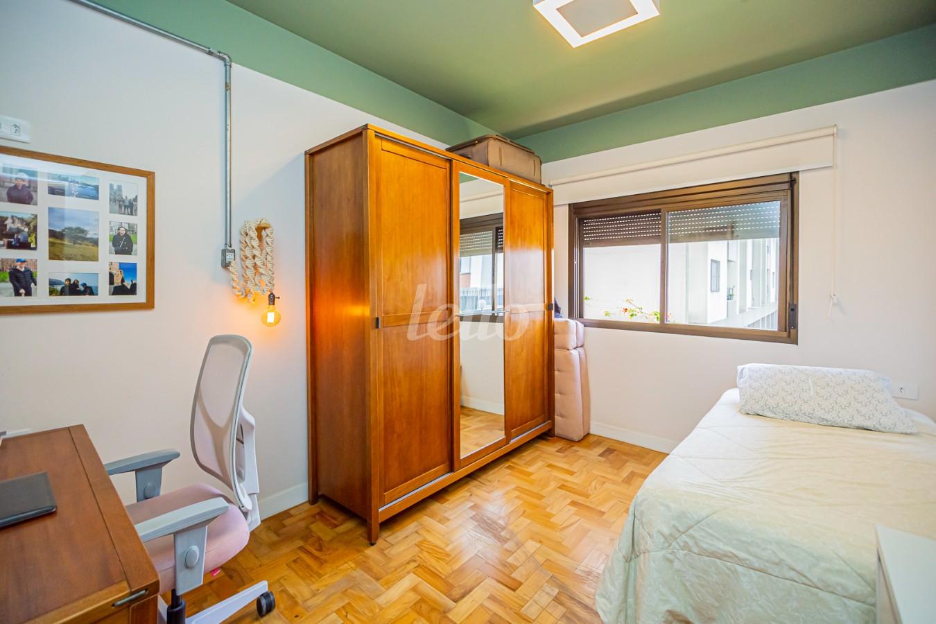 DORMITORIO de Apartamento à venda, Padrão com 128 m², 3 quartos e 2 vagas em Brooklin Paulista - São Paulo