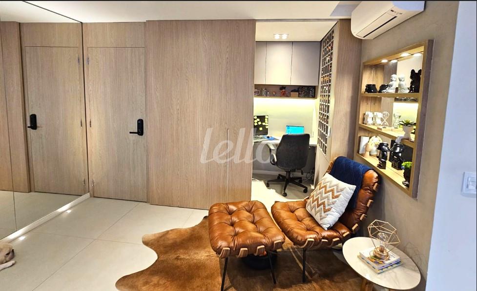 SALA de Apartamento à venda, Padrão com 94 m², 2 quartos e 2 vagas em Chácara Inglesa - São Paulo