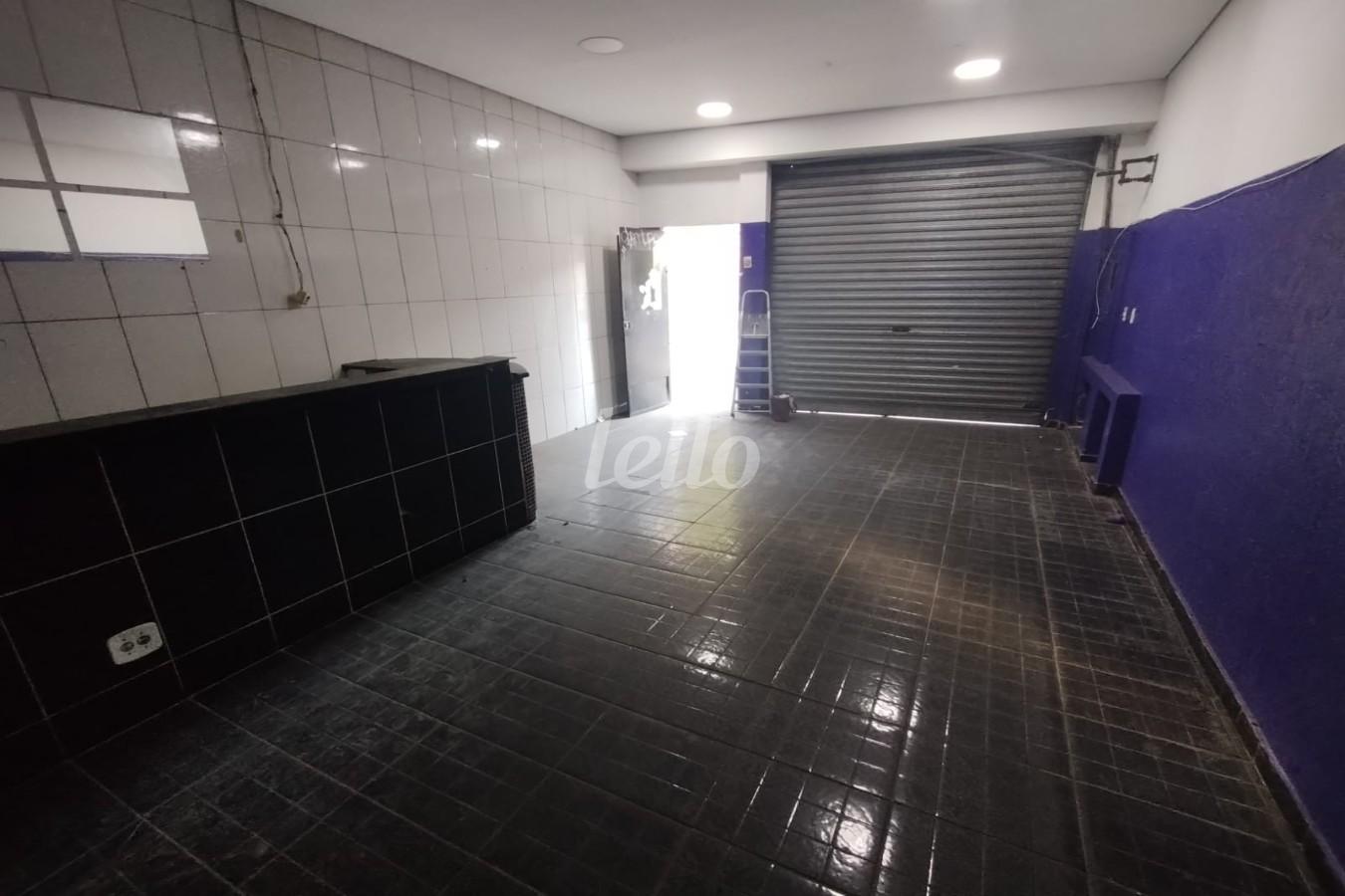 SALÃO COMERCIAL de Casa à venda, sobrado com 113 m², 3 quartos e em Belenzinho - São Paulo