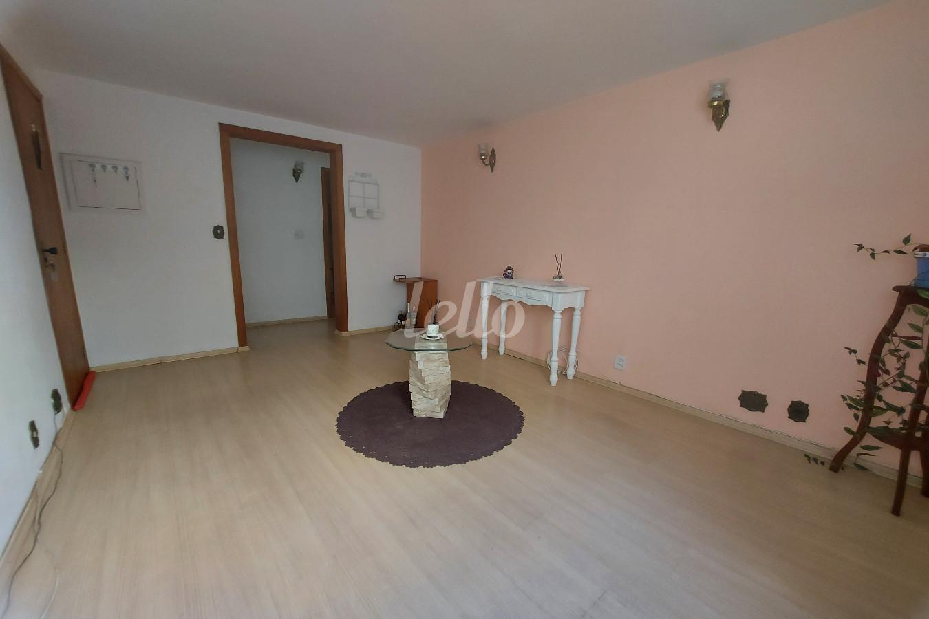 SALA de Apartamento à venda, Padrão com 60 m², e em Vila Siqueira - São Paulo