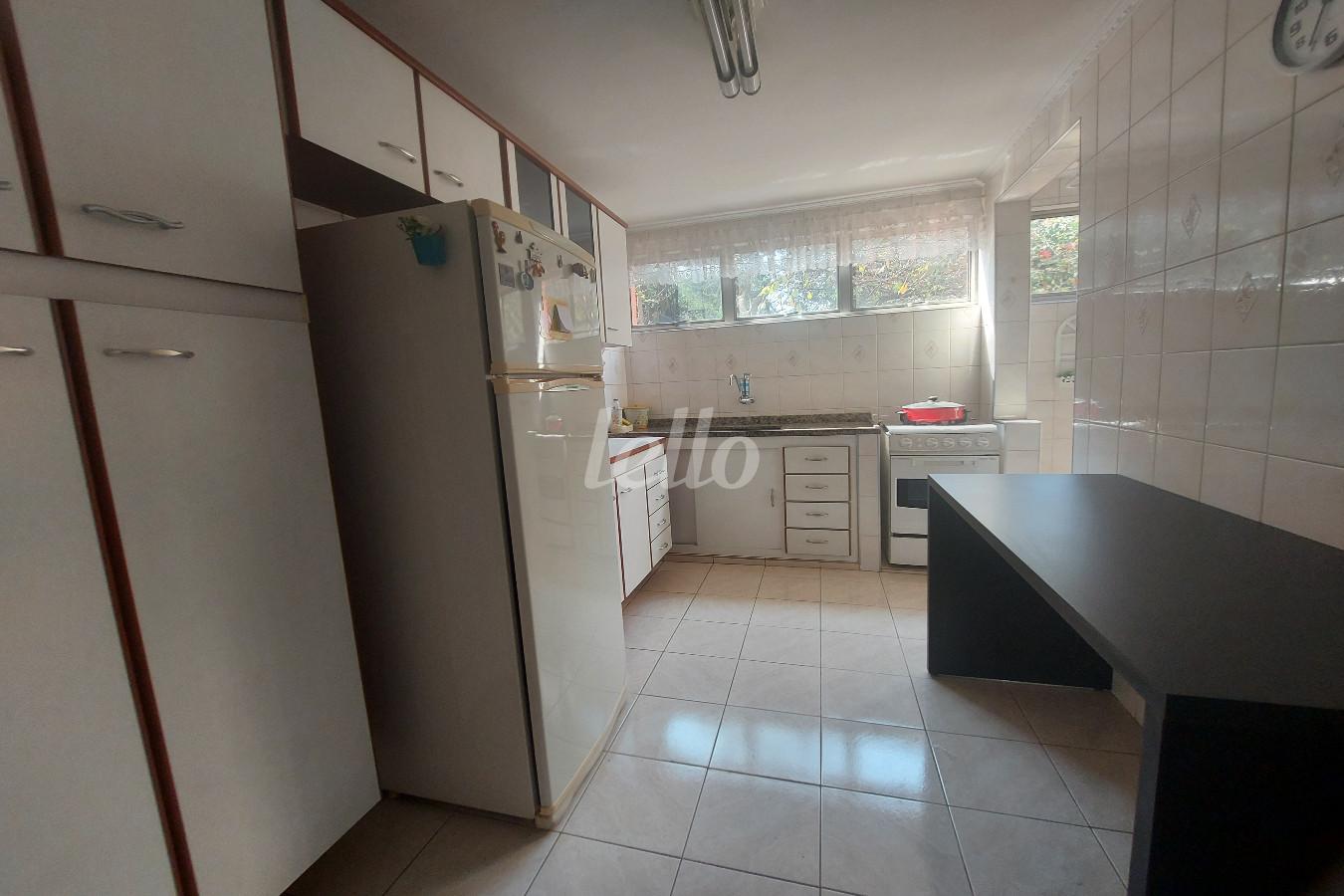 COZINHA de Apartamento à venda, Padrão com 60 m², e em Vila Siqueira - São Paulo