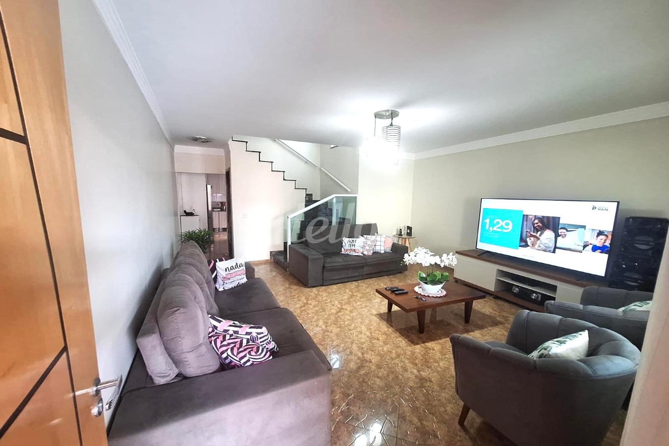 SALA de Casa à venda, sobrado com 160 m², 4 quartos e 3 vagas em Vila São Geraldo - São Paulo